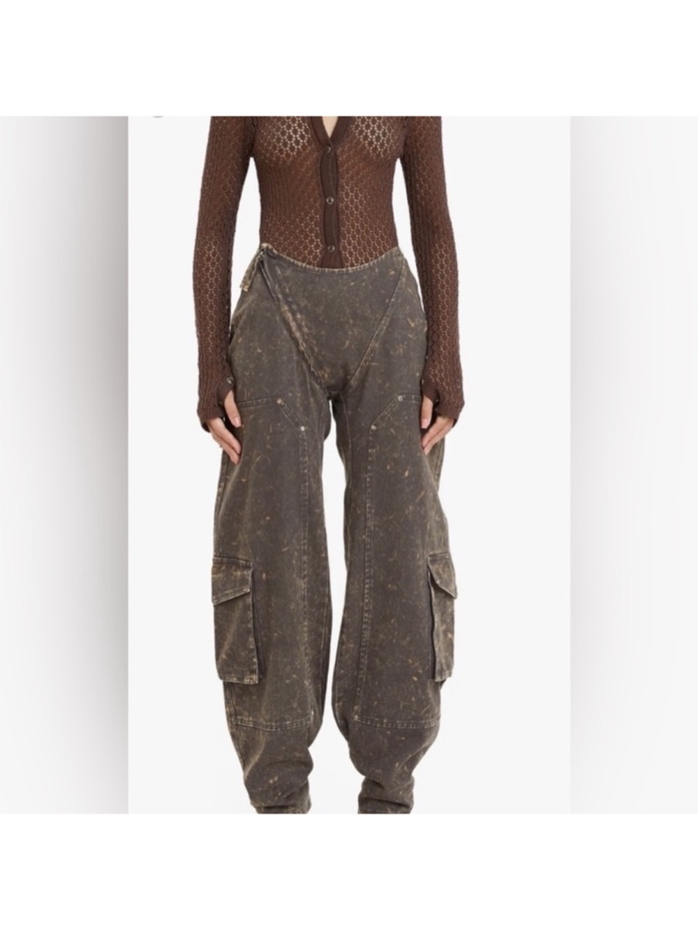 Wide-Leg Cargo Pants in Distressed Brown